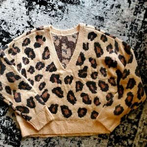 NWOT VS PINK Cropped Boyfriend Sweater